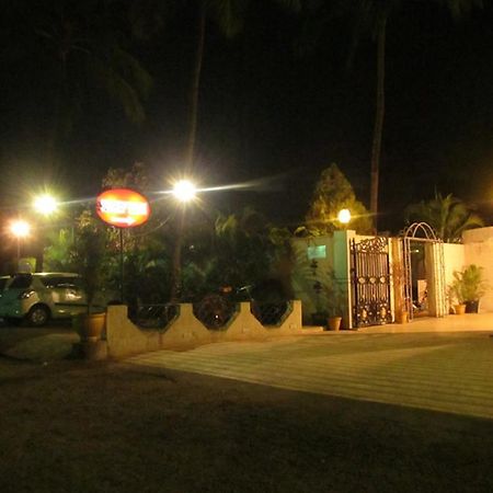 Hotel Sai Regency Daman Exterior foto