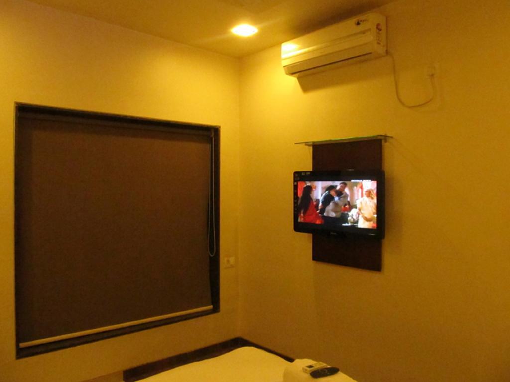 Hotel Sai Regency Daman Cameră foto